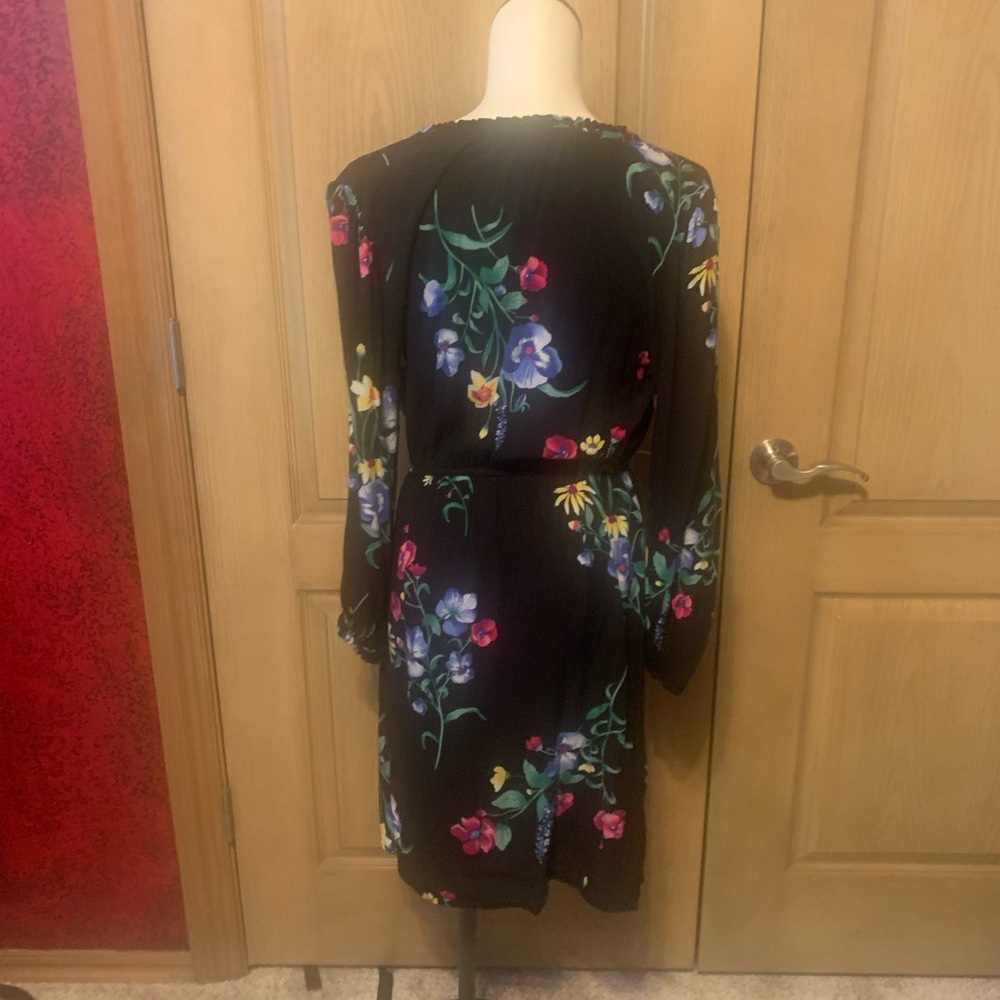 Women’s Old Navy Dress - Picture 2 of 2